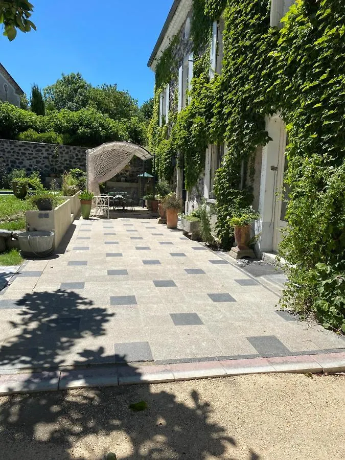 Le Rucher des Arts Alba-la-Romaine Couette-café