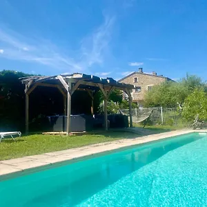 D'hotes 2p, Gestion Libre, Espace Piscine Partage Séjour à la campagne